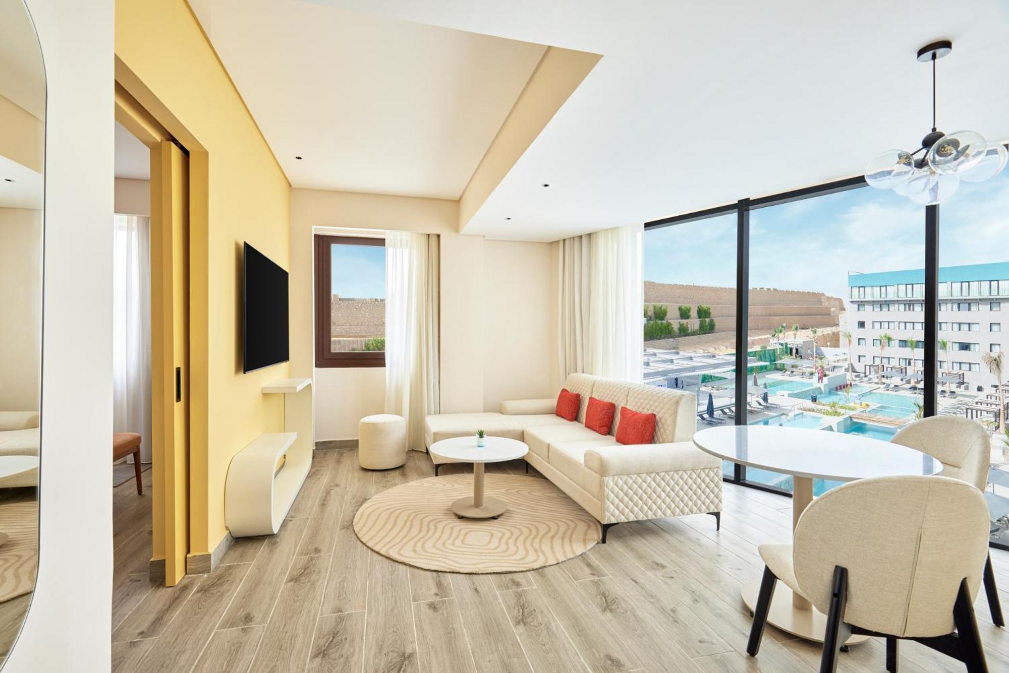 Hyatt Centric Cairo West Hotel Abu Rawwash Exterior photo