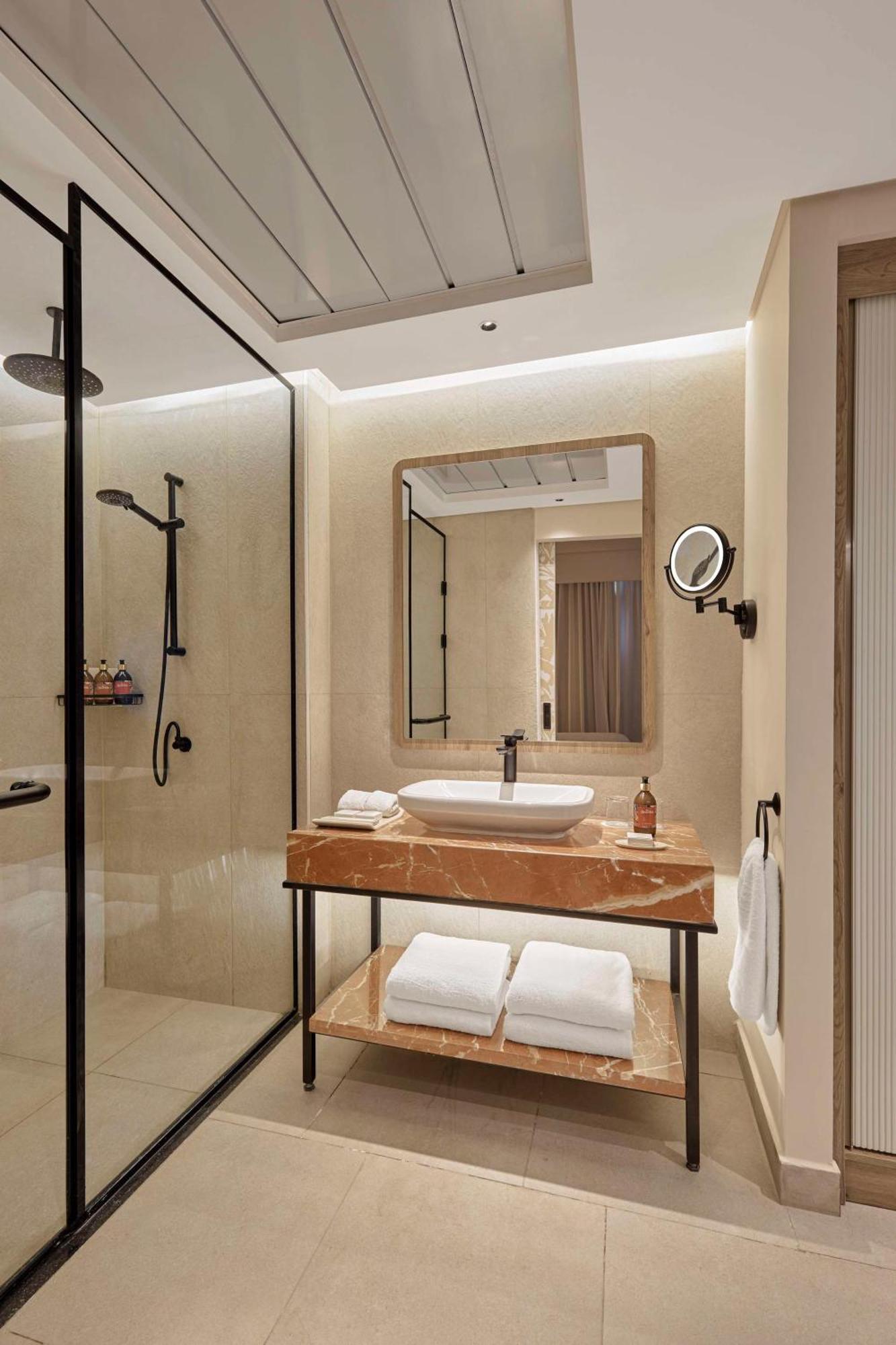 Hyatt Centric Cairo West Hotel Abu Rawwash Exterior photo